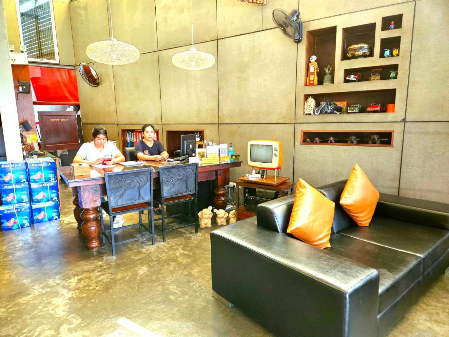 The Album Loft Apartman Patong Kültér fotó