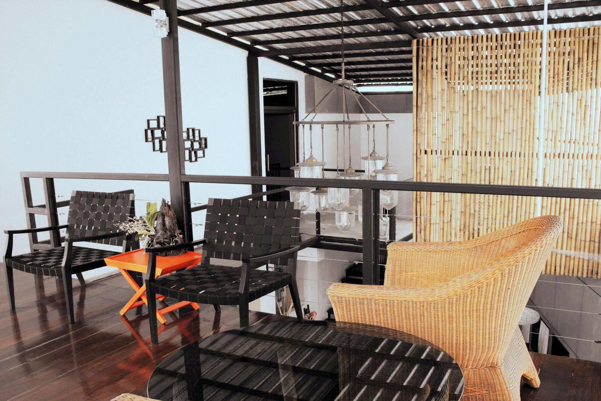 The Album Loft Apartman Patong Kültér fotó